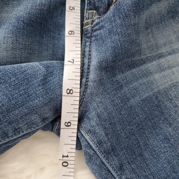 KanCan Distroyed Distressed Jeans Size 26. Good preowned condition. - Picture 6 of 10